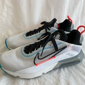 Nike Air Max 2090 ‘Pure Platinum’ 7Y or women’s size 8.5